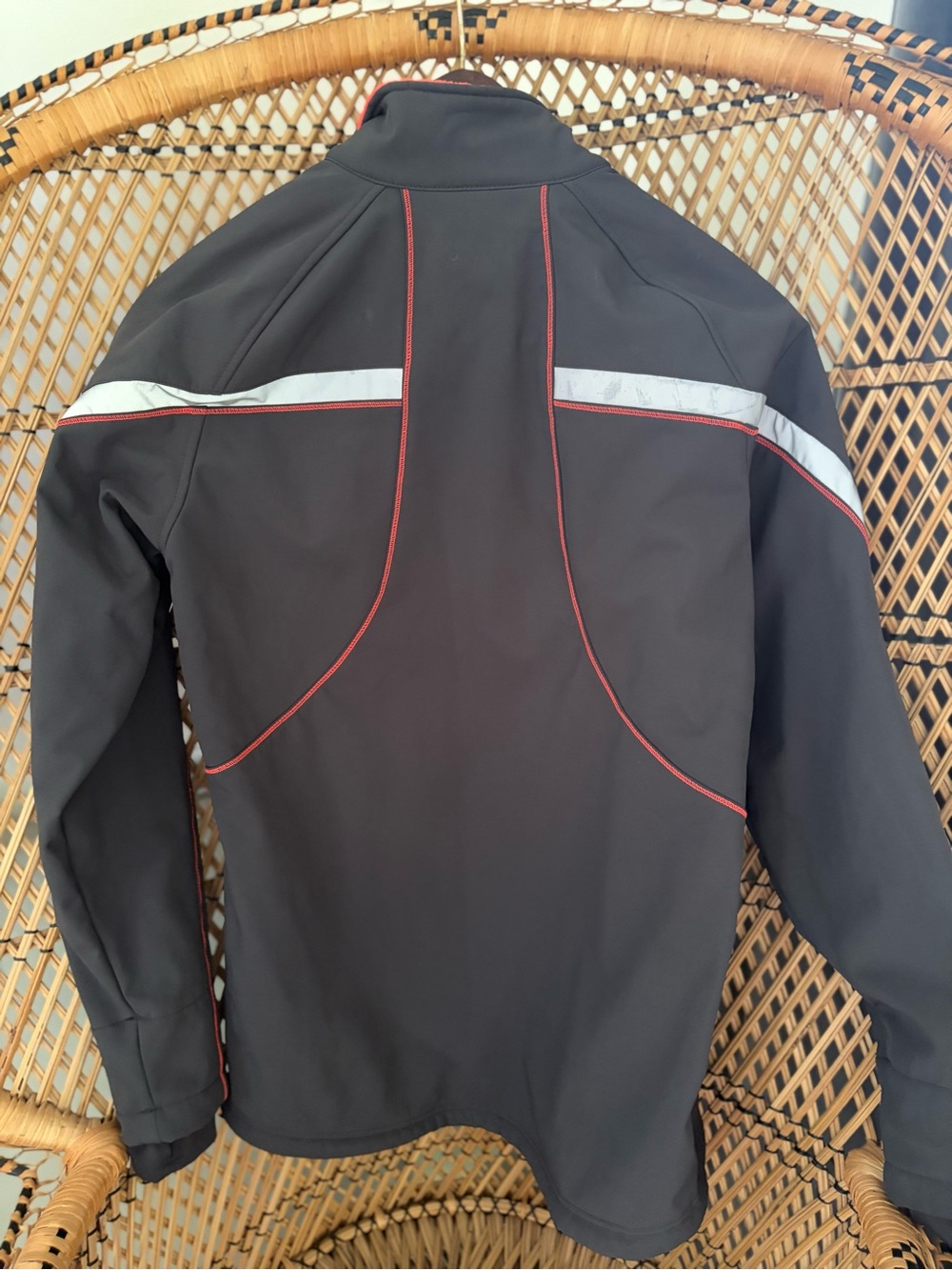 ASICS Cold Weather Running Jacket - Picture 2 of 4